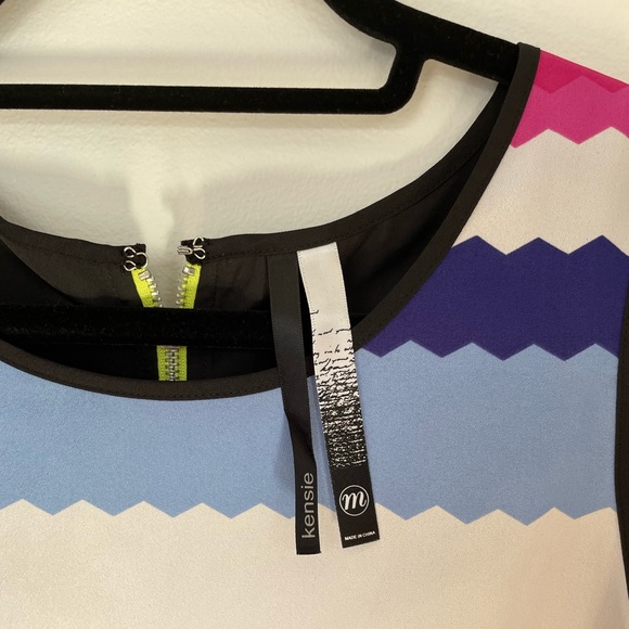 Kensie zig zag dress. - Picture 3 of 5